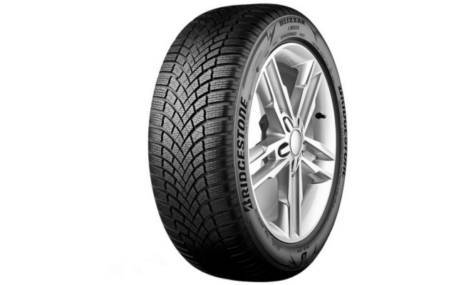 Bridgestone BLIZZAK LM005 235/50/R20 100T iarna