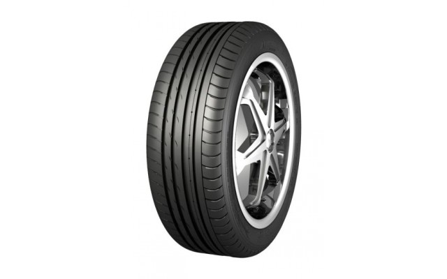 Nankang AS2 + 245/40/R20 99Y vara